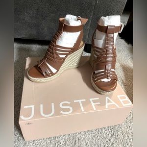 Just Fab heels boardwalk brown espadrille wedges size 6 strappy leather NIB.